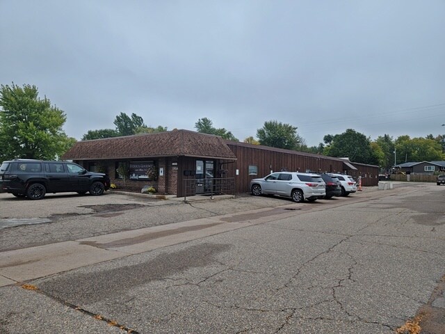 1905 S Central Ave, Marshfield, WI for lease Building Photo- Image 1 of 15