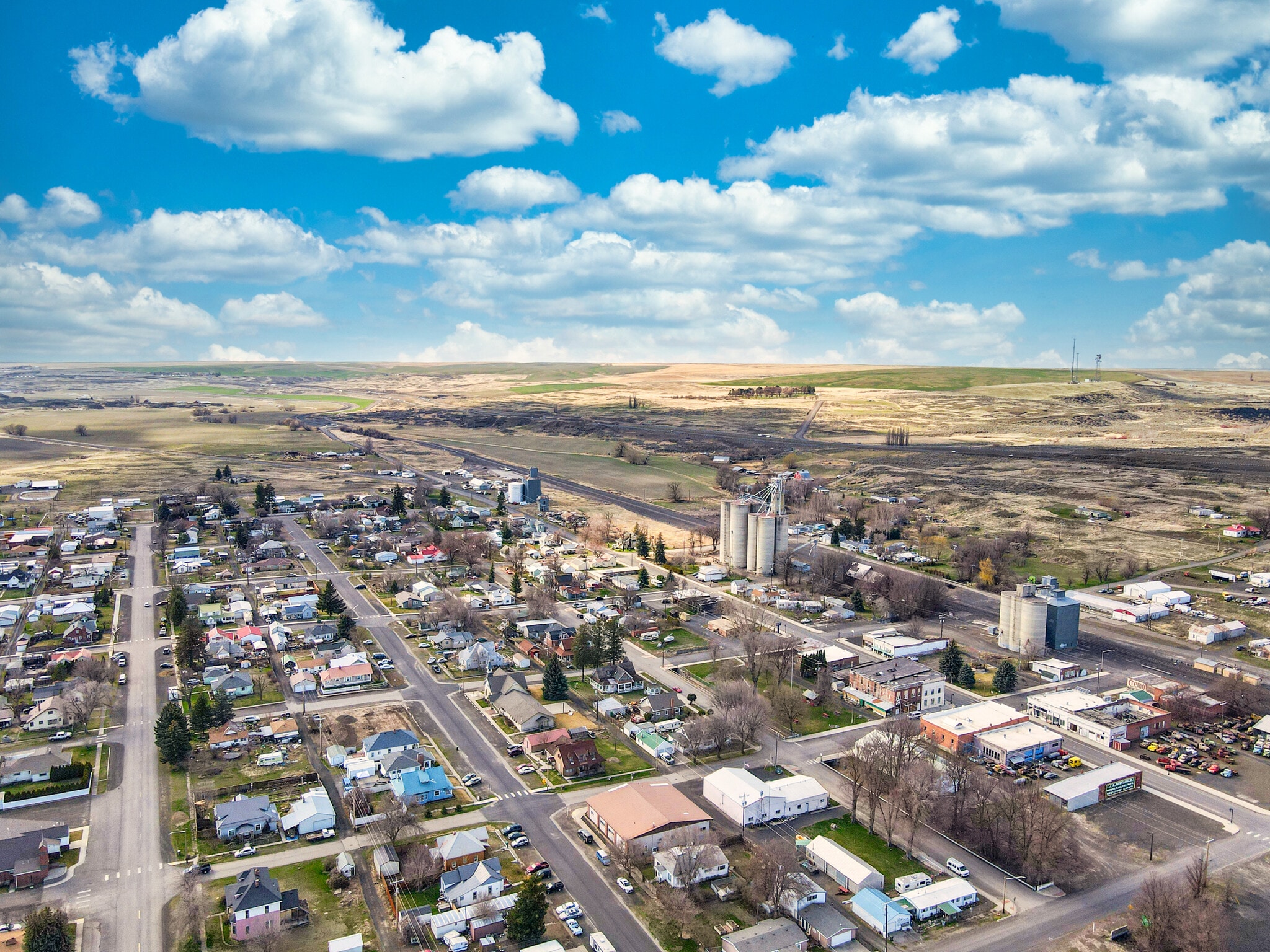 201 W 1st St, Sprague, WA 99032 Kathy's Family Market