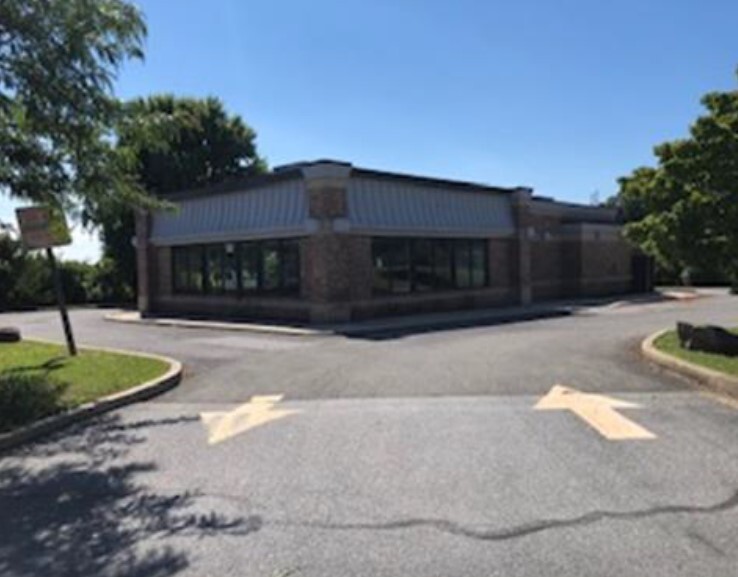 303 Tippin Dr, Thurmont, MD for lease - Building Photo - Image 1 of 2