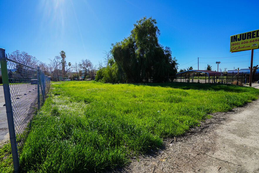 477 E Redlands Blvd, San Bernardino, CA for sale - Aerial - Image 2 of 3