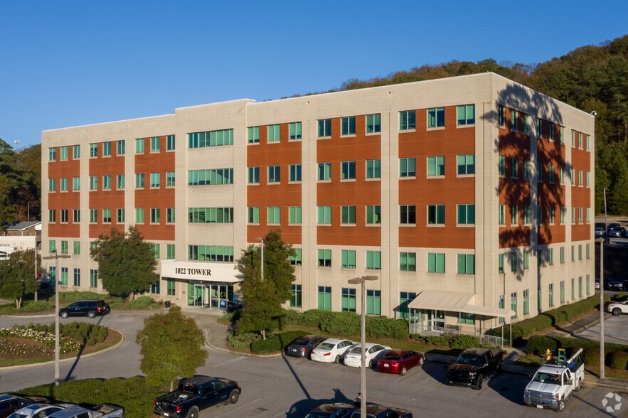 1022 1st St N, Alabaster, AL for sale - Primary Photo - Image 1 of 1