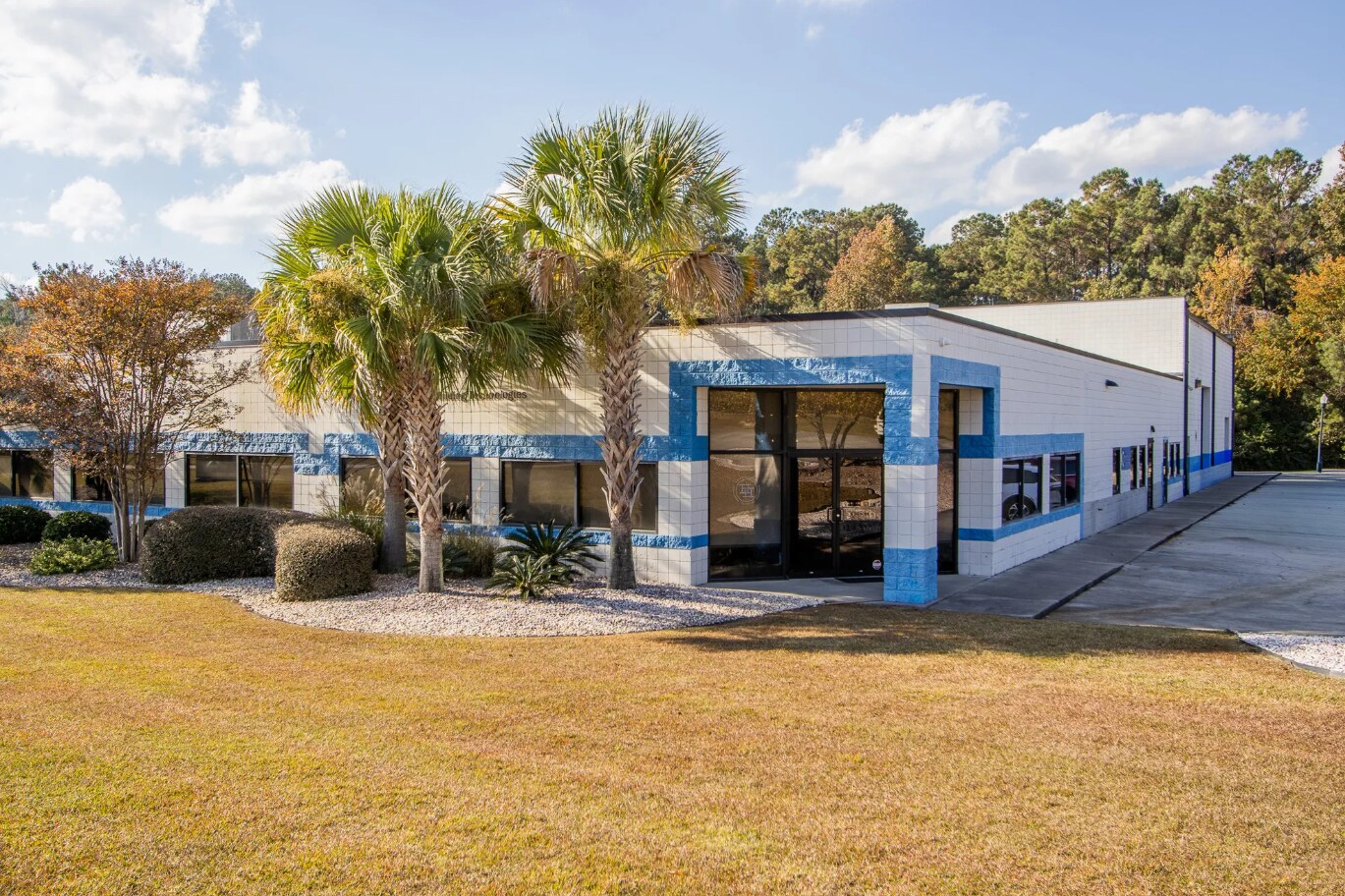 104 Vantage Point Dr, West Columbia, SC for lease Building Photo- Image 1 of 17