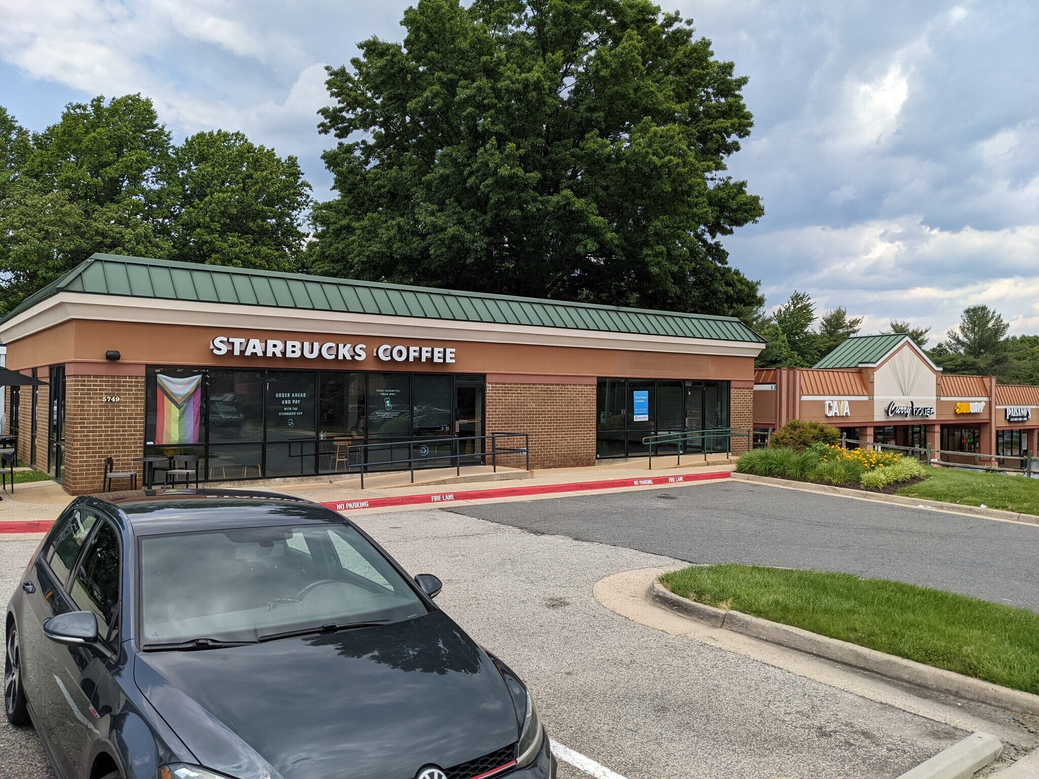 56495815 Burke Centre Pky, Burke, VA 22015 Burke Centre Shopping