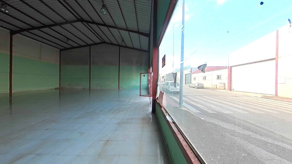 Industrial in Burguillos del Cerro for sale - Building Photo - Image 3 of 31
