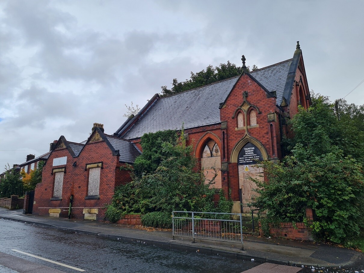 Newmarket Rd, Ashton Under Lyne, LAN OL7 9JS