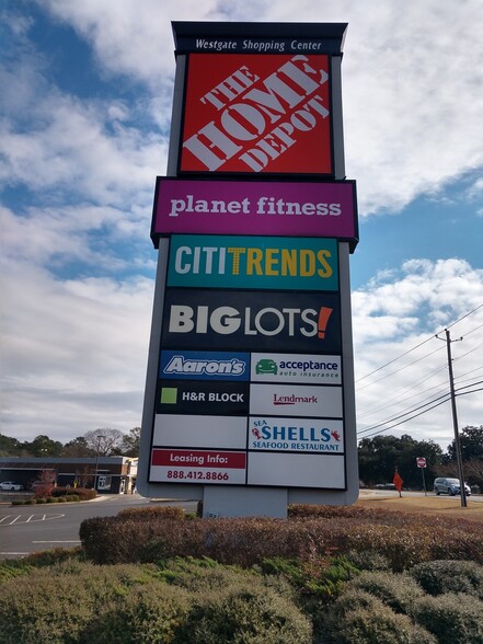 1900 Veterans Blvd, Dublin, GA for lease - Building Photo - Image 3 of 12