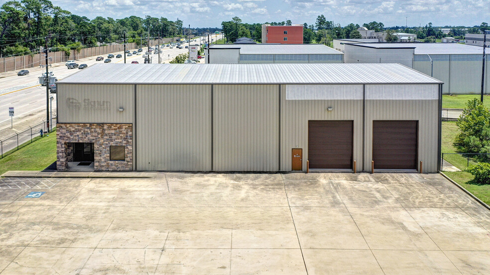 828 Fm 1960 Rd, Houston, TX for lease - Building Photo - Image 2 of 9