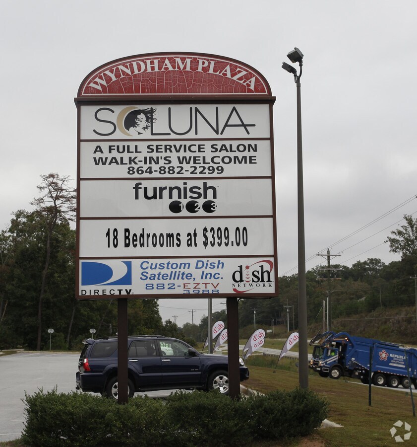 10239 Highway 123, Seneca, SC 29672