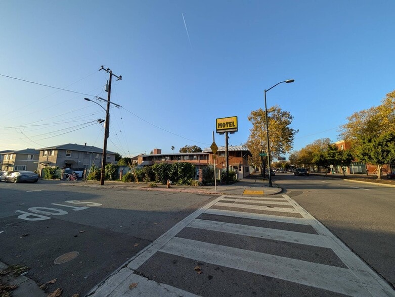 5425 San Pablo Ave, Emeryville, CA for sale - Building Photo - Image 3 of 3