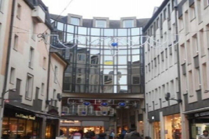 Office in Longeville-lès-Metz for lease - Building Photo - Image 1 of 2