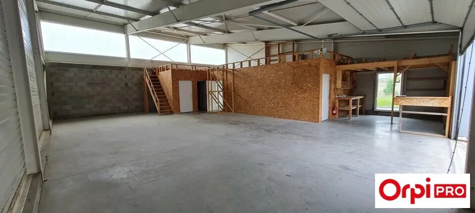 Flex in Plérin for lease - Building Photo - Image 2 of 6