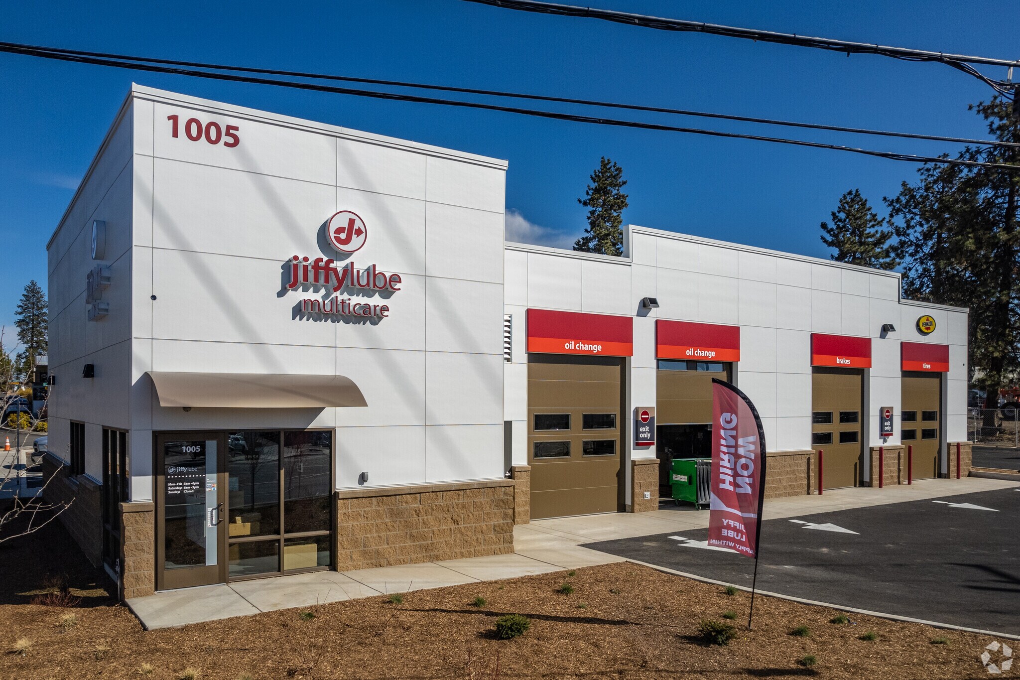 1005-1025 SE Cleveland Square Loop, Bend, OR for sale Primary Photo- Image 1 of 1