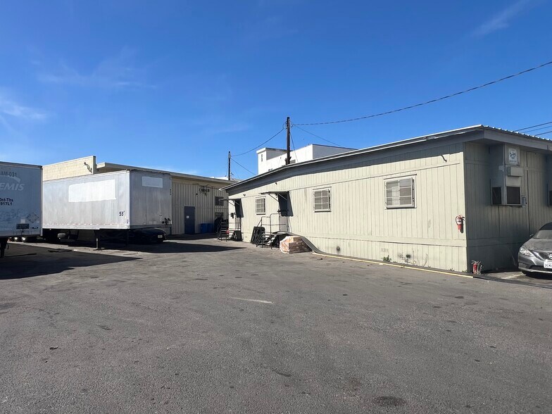 6725 S Victoria Ave, Los Angeles, CA for lease - Building Photo - Image 3 of 10