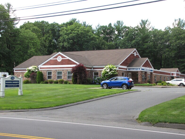 136 Dwight Rd, Longmeadow, MA 01106