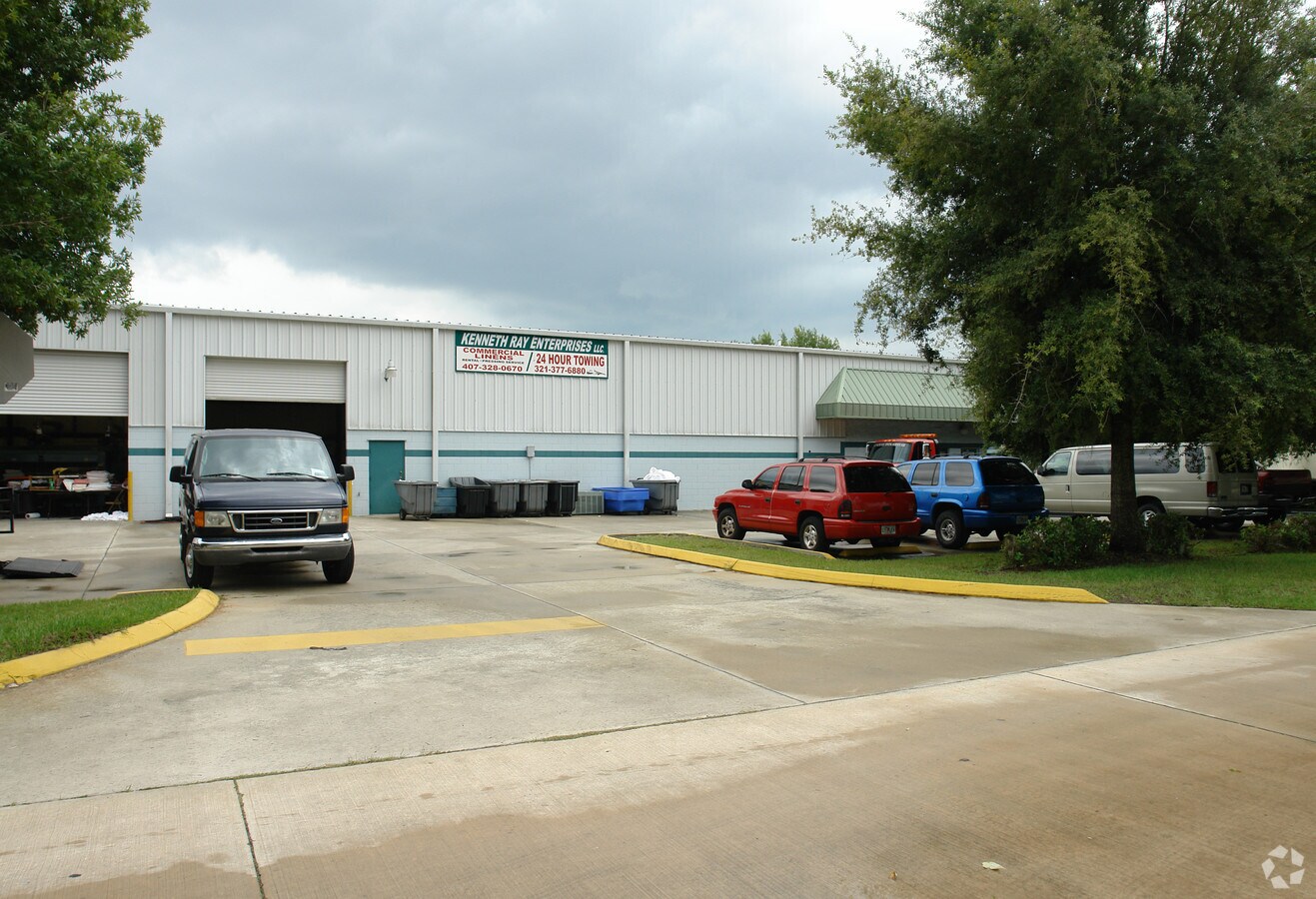 143 Commerce Way, Sanford, FL 32771