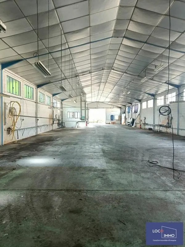 Industrial in Sainte-Bazeille for sale Interior Photo- Image 1 of 7