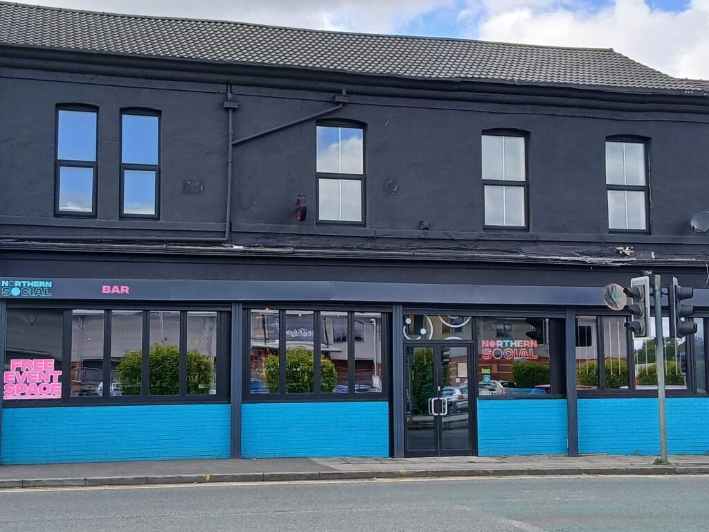 273-275 Bury New Rd, Manchester for lease Building Photo- Image 1 of 3
