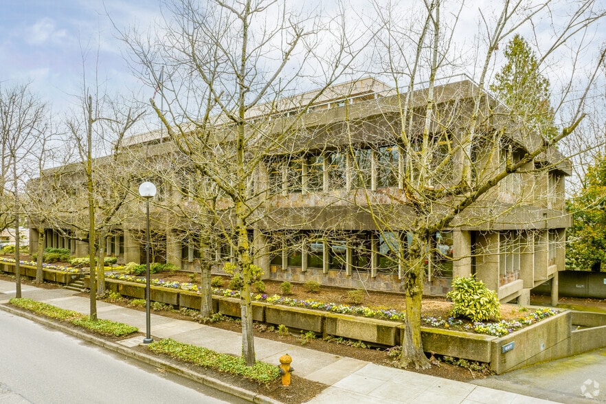 2300 SW 1st Ave, Portland, OR for sale - Building Photo - Image 1 of 1