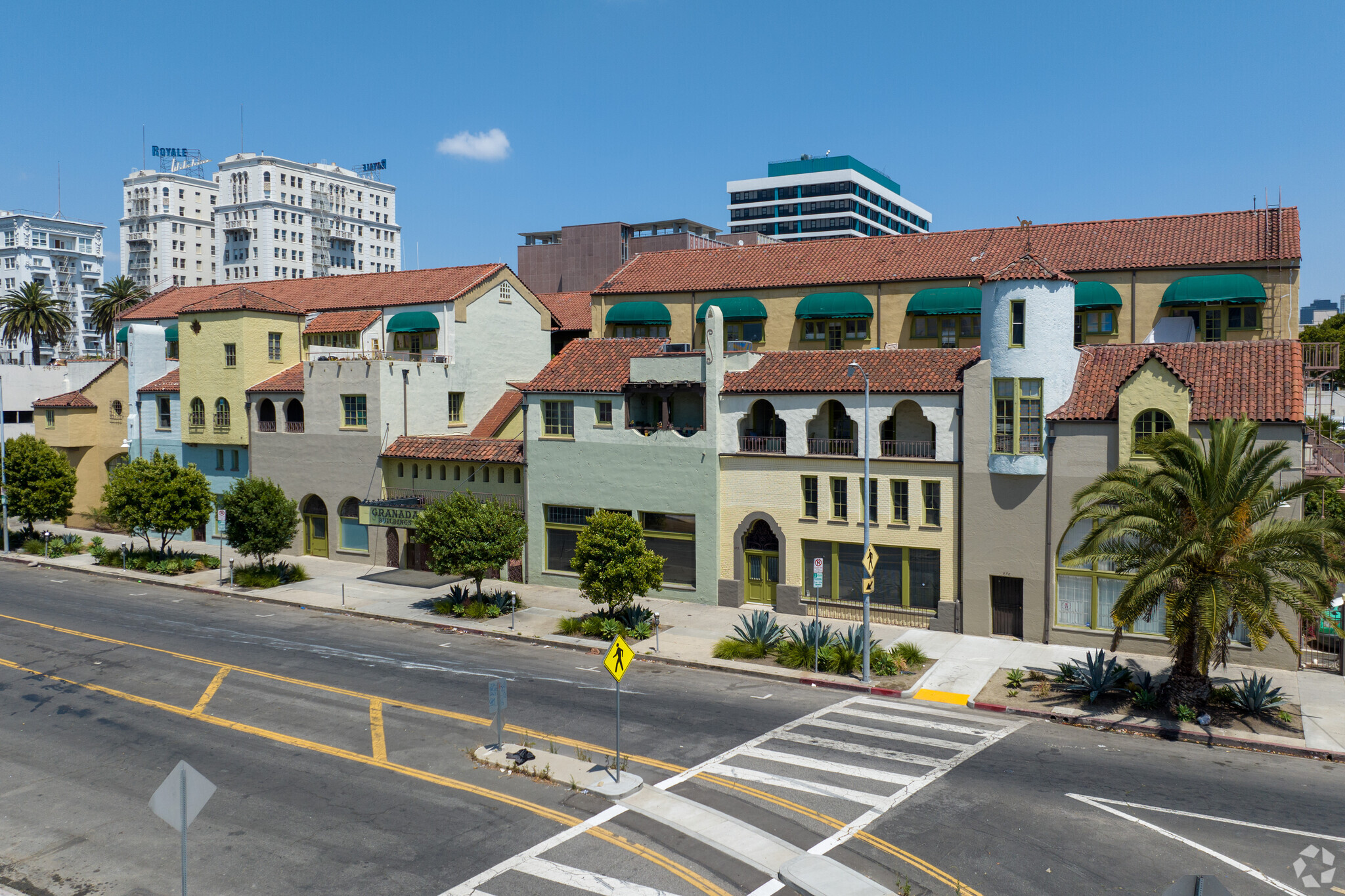 672 S La Fayette Park Pl, Los Angeles, CA for lease Building Photo- Image 1 of 54