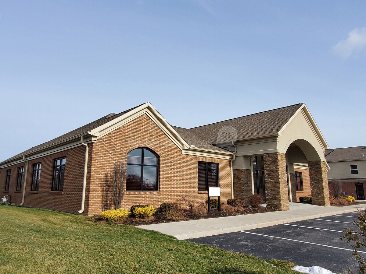 7644 Kings Pointe Rd, Toledo, OH 43617