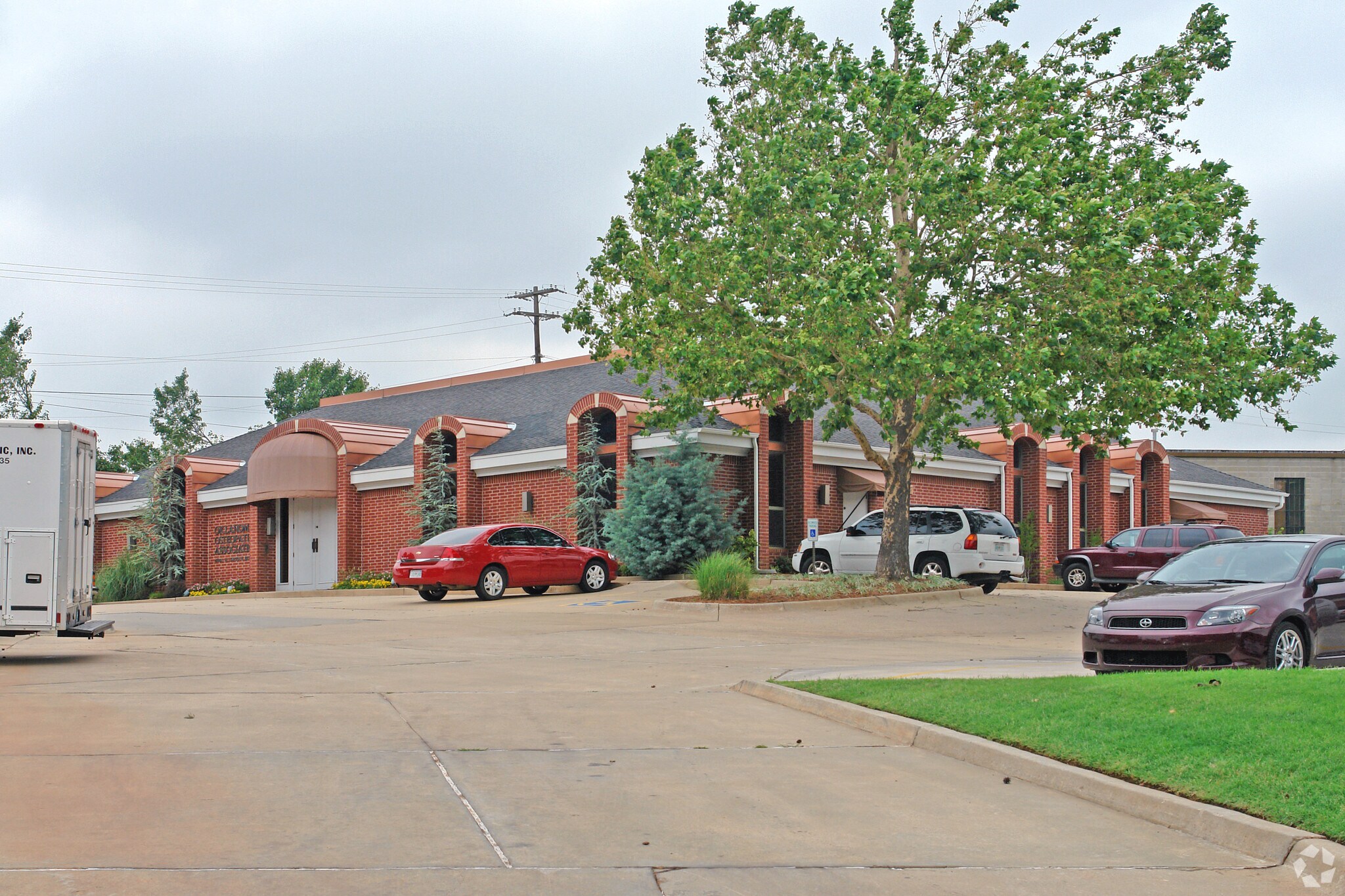 4848 N Lincoln Blvd, Oklahoma City, OK for lease Primary Photo- Image 1 of 5