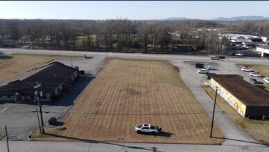 W Broad St, Smithville, TN - AERIAL map view