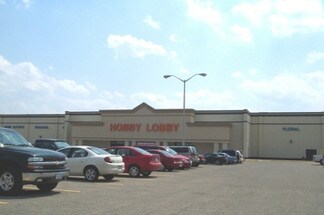 More details for 3335 E Agency St, Burlington, IA - Retail for Lease