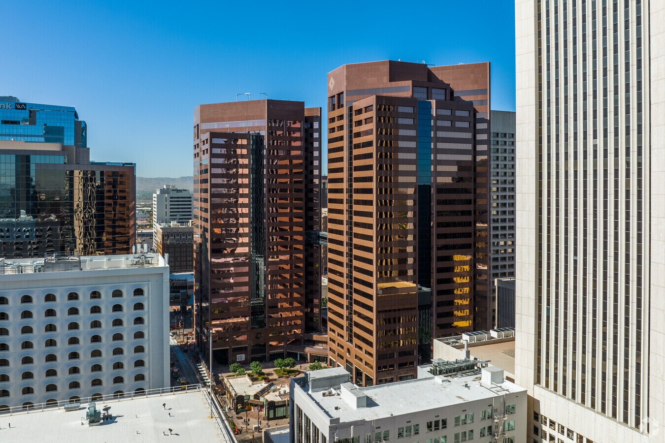 2 N Central Ave, Phoenix, AZ 85004 Spaces One Renaissance Tower