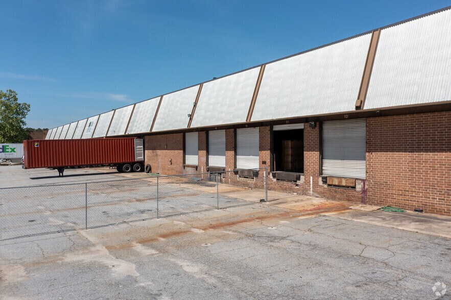 777 Wharton Dr SW, Atlanta, GA for lease - Building Photo - Image 3 of 4