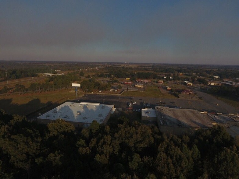 1507 N Main St, Brinkley, AR for sale - Aerial - Image 1 of 1