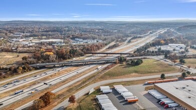 1481 Pleasant Valley Dr, Manchester, CT for lease Interior Photo- Image 2 of 12