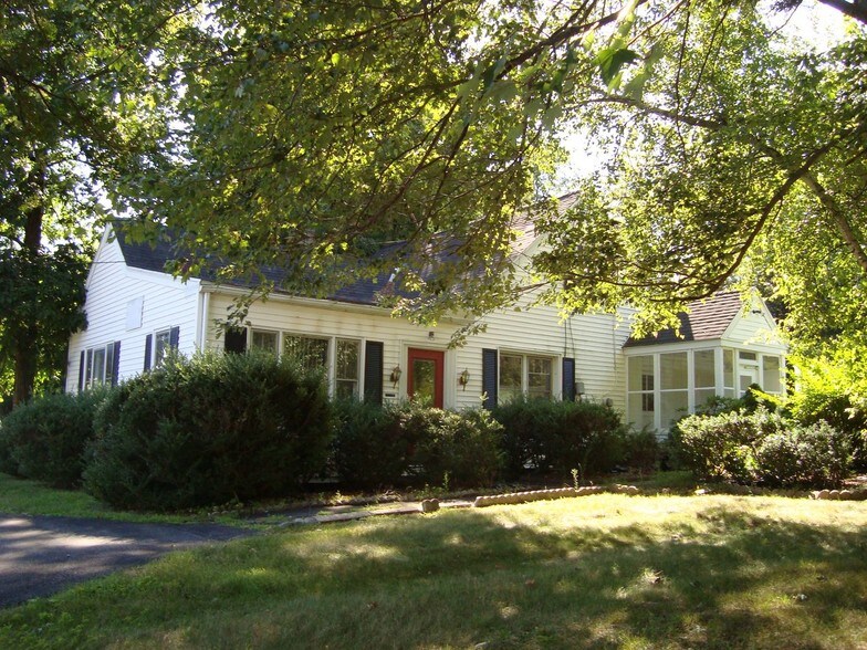 307 Titusville Rd, Poughkeepsie, NY for sale - Primary Photo - Image 1 of 1