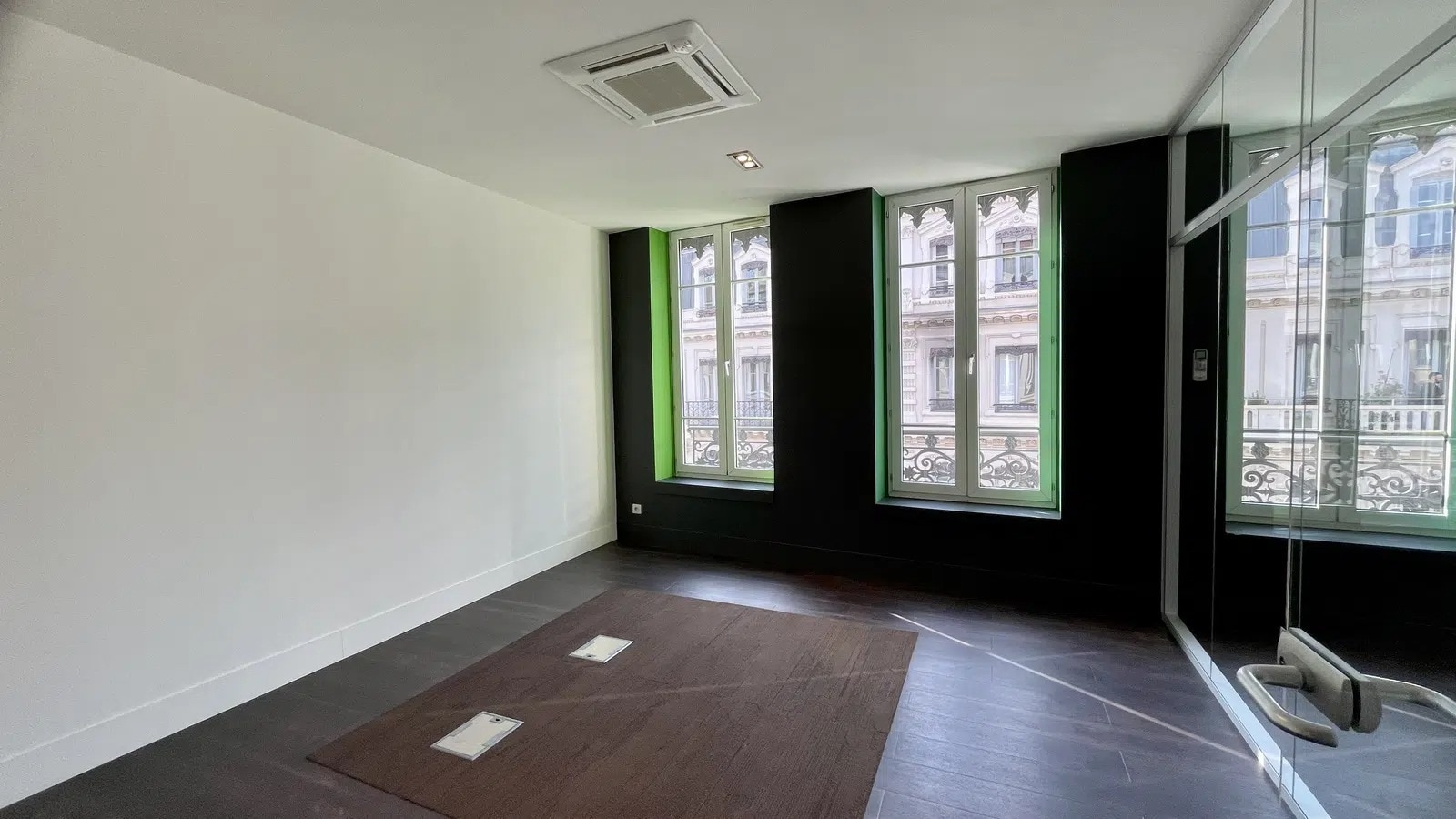 Office in Lyon for lease Interior Photo- Image 1 of 4