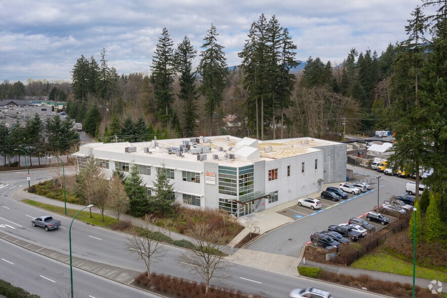2400 Dollarton Hwy, North Vancouver, BC for lease - Building Photo - Image 2 of 10