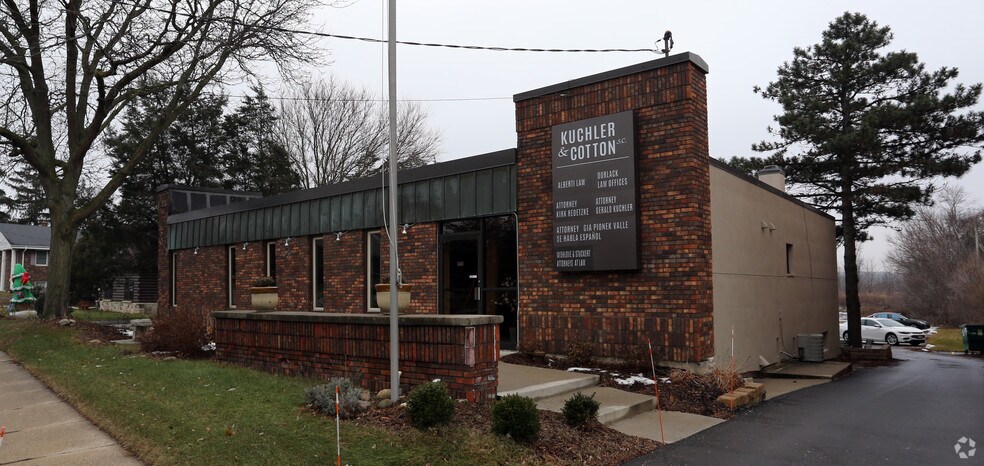 1535 E Racine Ave, Waukesha, WI for sale - Building Photo - Image 2 of 7