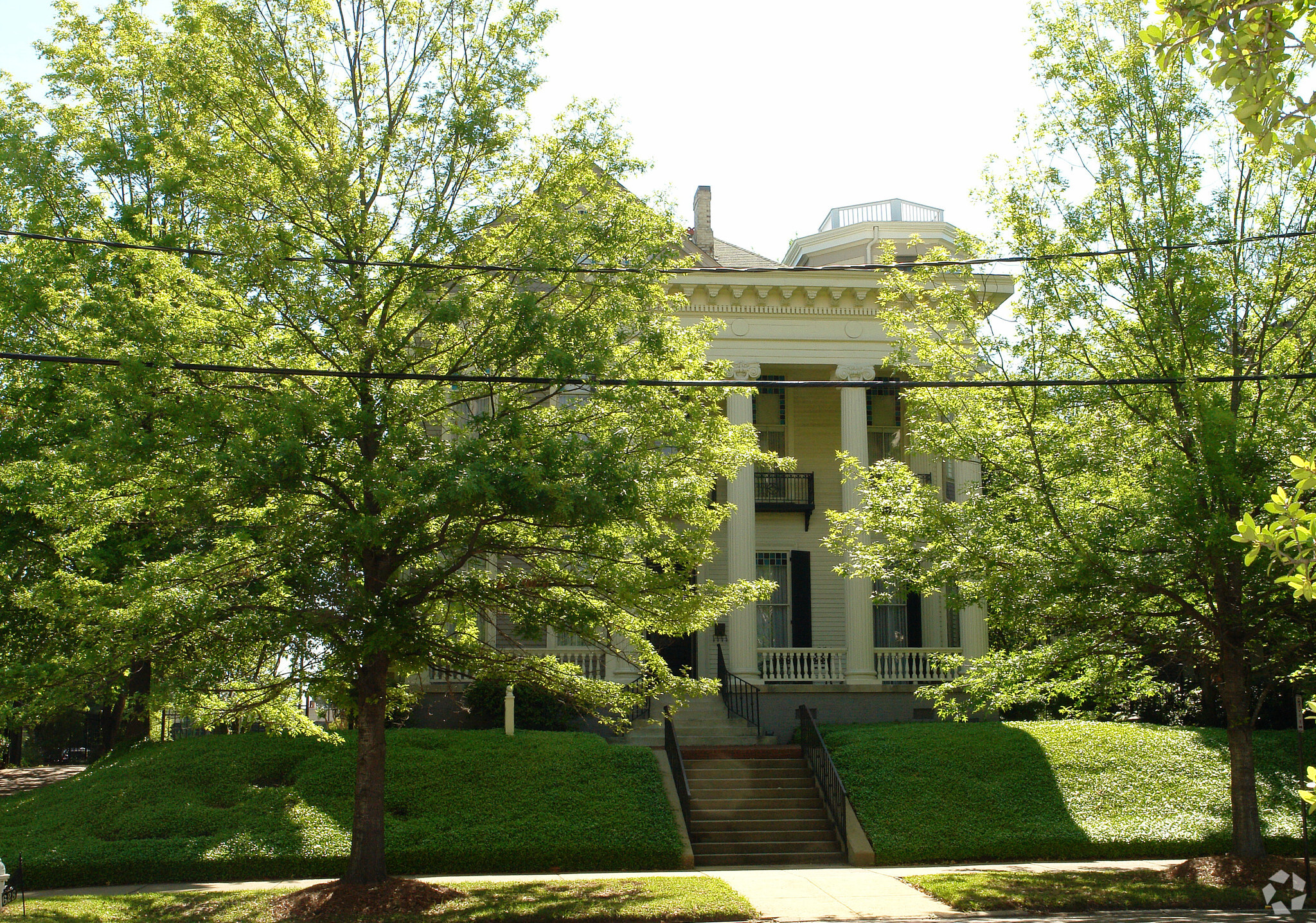 628 N State St, Jackson, MS for sale Primary Photo- Image 1 of 1