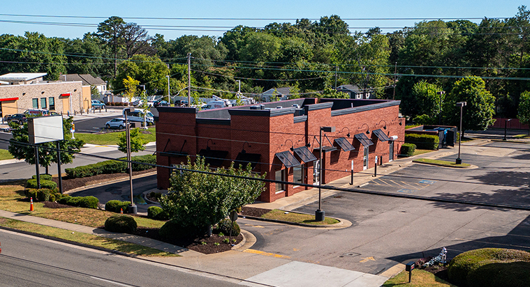 5816 W Broad St, Richmond, VA for sale - Building Photo - Image 1 of 4