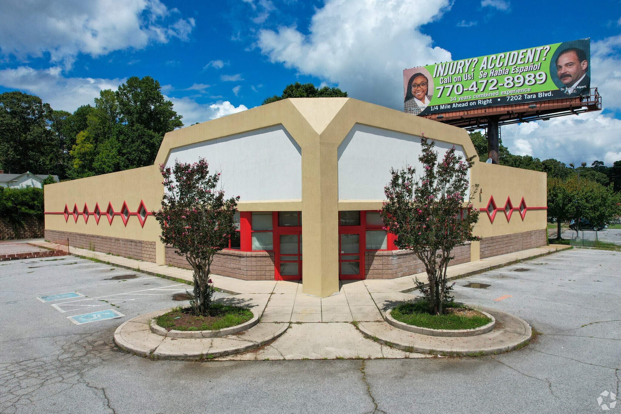 7267 Tara Blvd, Jonesboro, GA for sale Primary Photo- Image 1 of 1