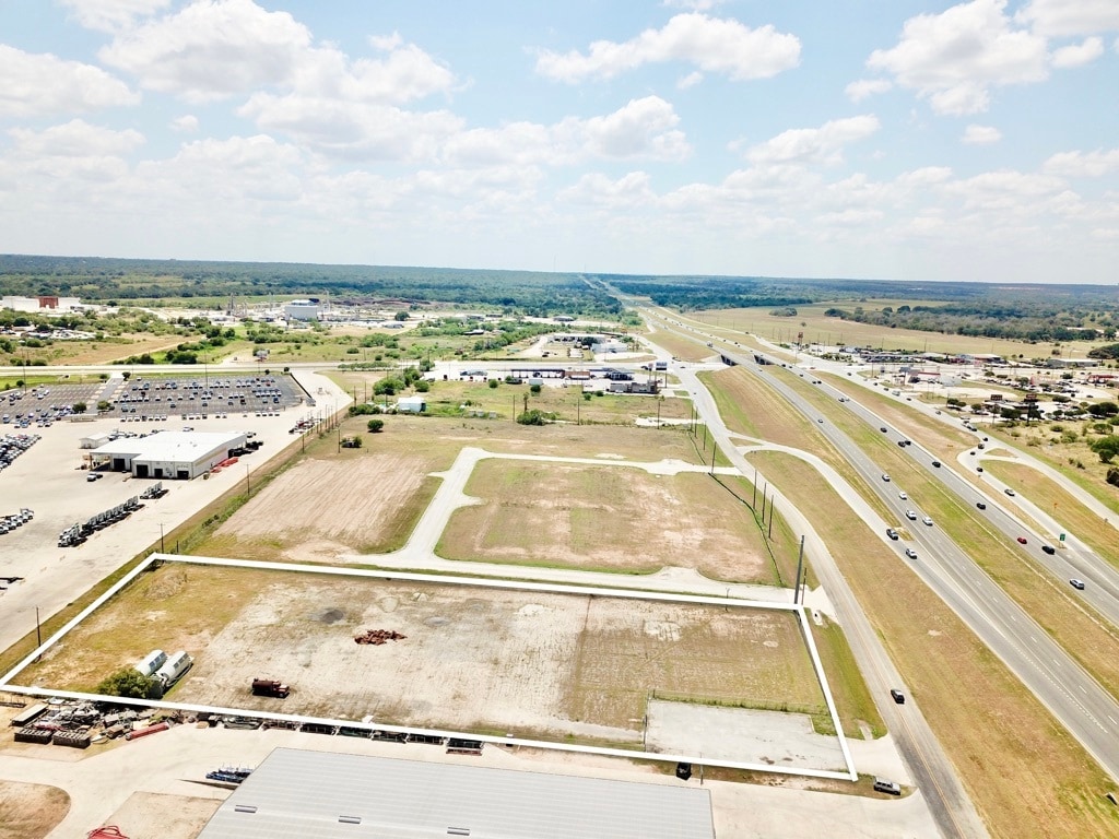 TBD Interstate 37 Frontage Road, Elmendorf, TX for sale Primary Photo- Image 1 of 13
