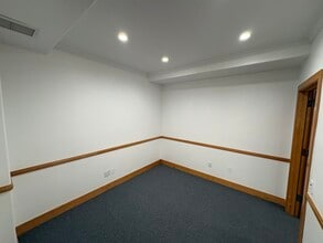 1554 S Sepulveda Blvd, Los Angeles, CA for lease Interior Photo- Image 2 of 4