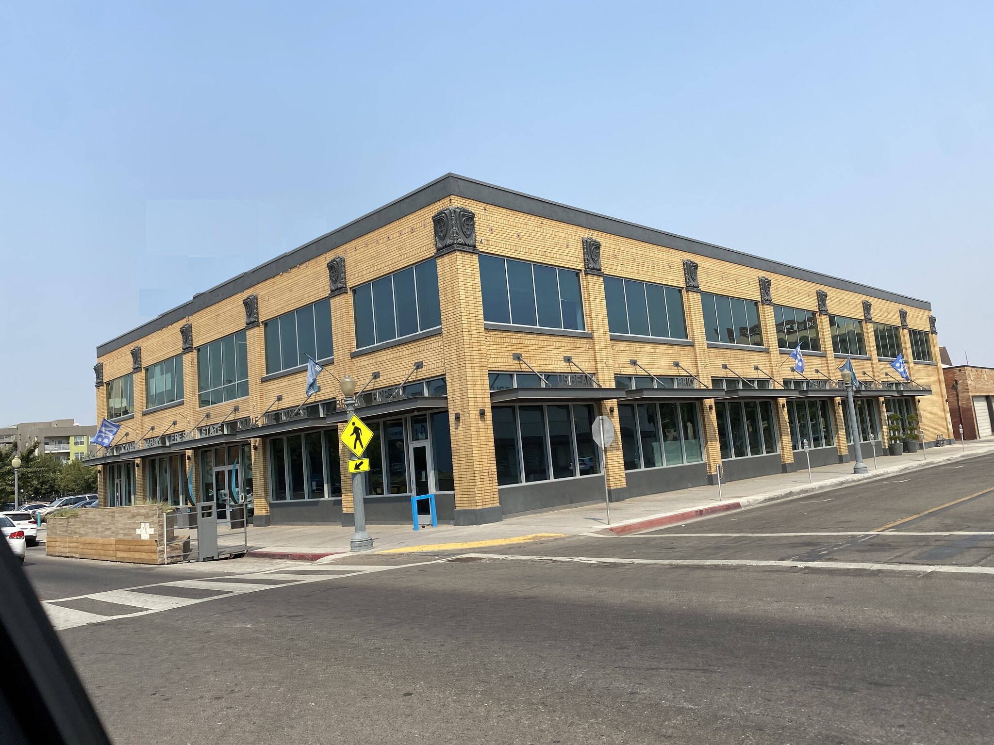 700 Van Ness Ave, Fresno, CA for lease Building Photo- Image 1 of 13