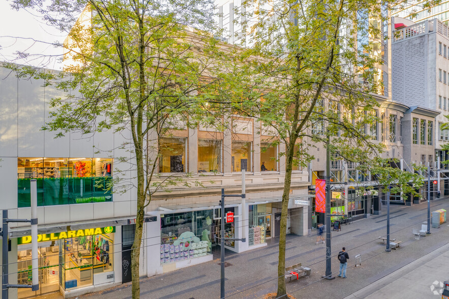 550-562 Granville St, Vancouver, BC for lease - Primary Photo - Image 1 of 3