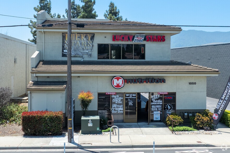 1050 Blossom Hill Rd, San Jose, CA for lease - Building Photo - Image 2 of 3
