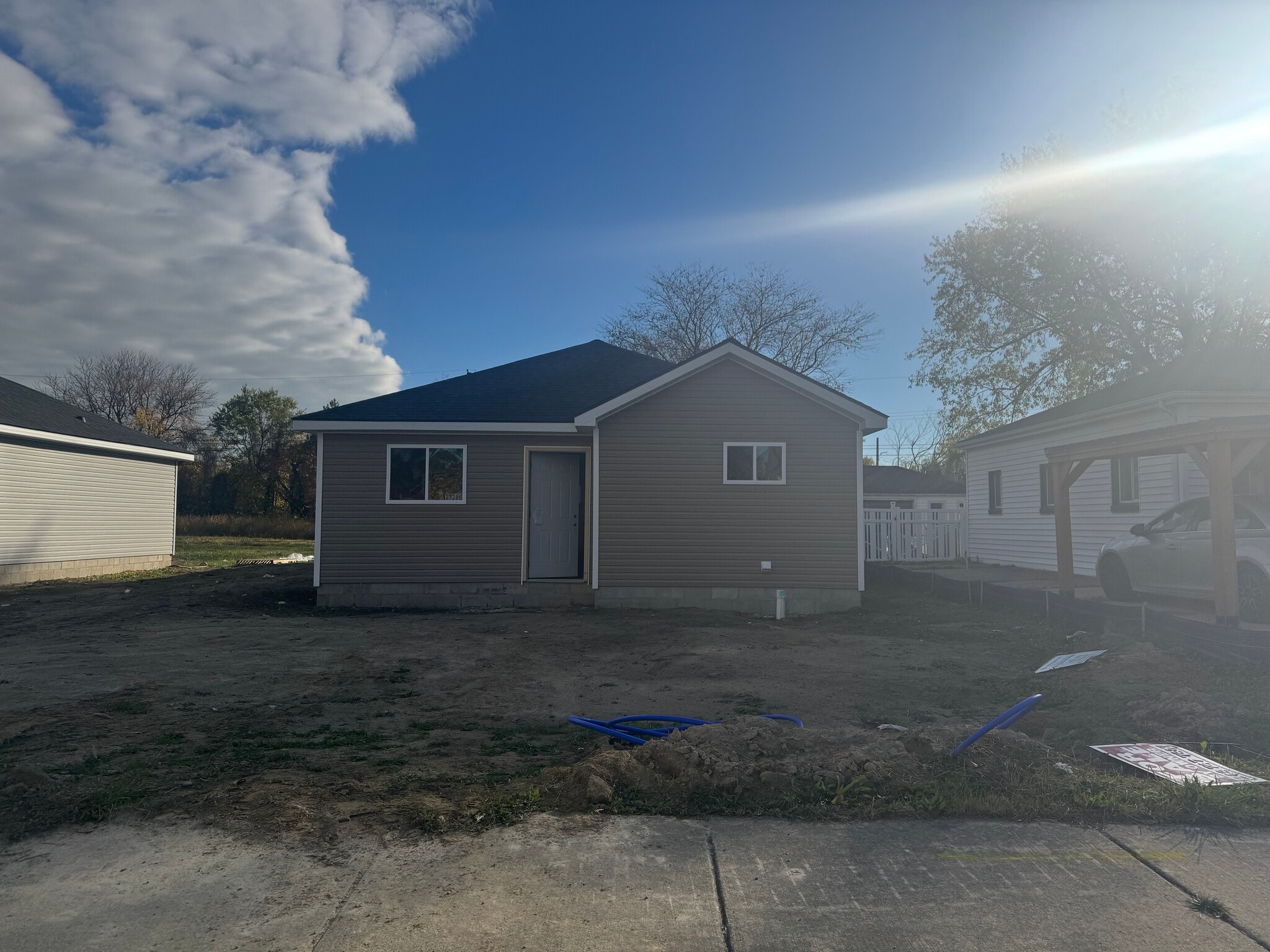 7x Wellington Ave + 21 Potential Studios portfolio of 7 properties for sale on LoopNet.com Primary Photo- Image 1 of 6