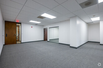 10300 N Central Expy, Dallas, TX for lease Interior Photo- Image 2 of 7