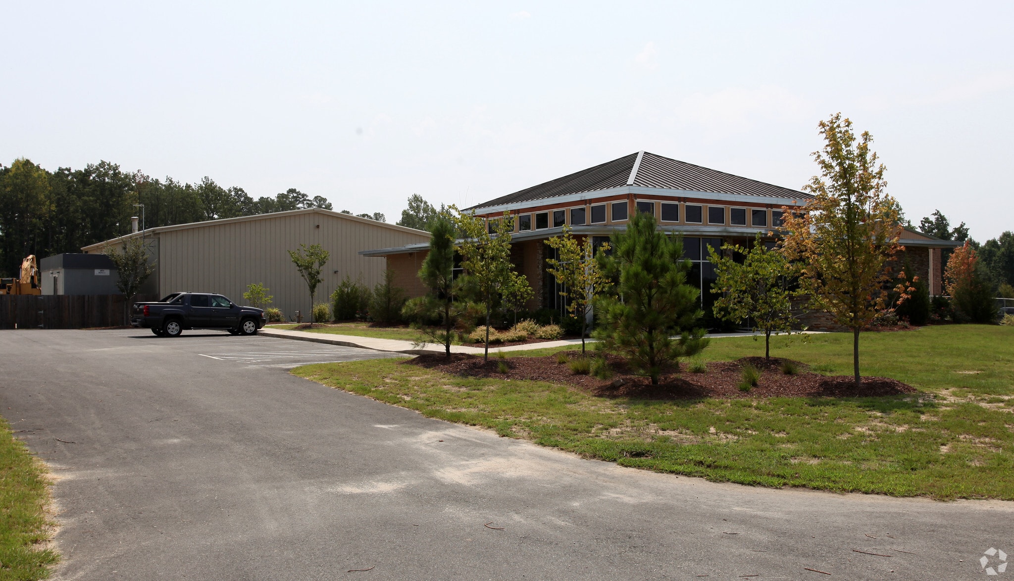526 Three Sisters Rd, Knightdale, NC for lease Primary Photo- Image 1 of 3