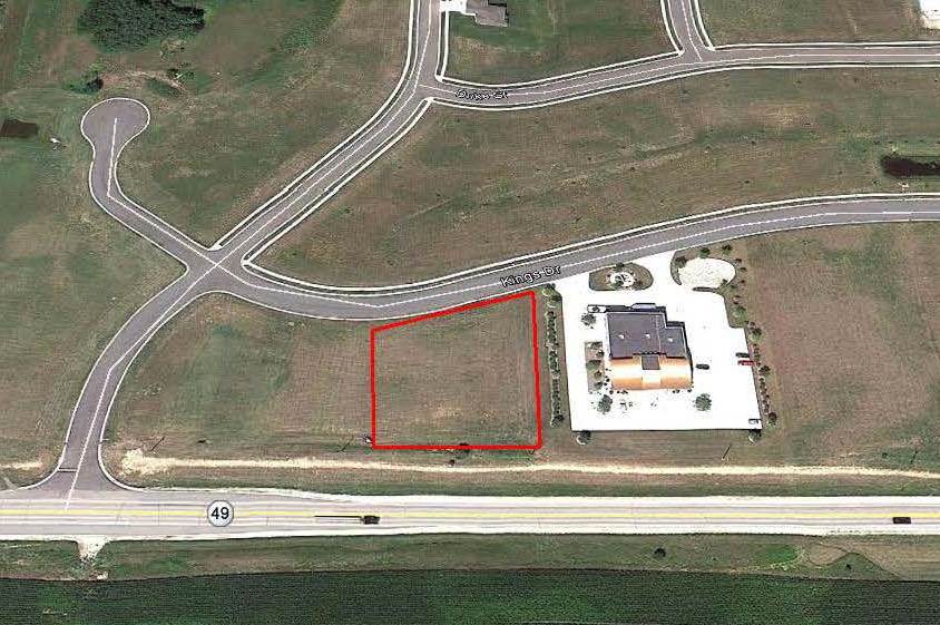 941 Kings Dr, Brownsville, WI for sale - Building Photo - Image 2 of 2