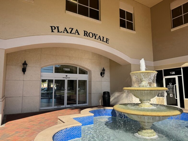 15600 NW 67th Ave, Miami Lakes, FL for lease - Building Photo - Image 3 of 14