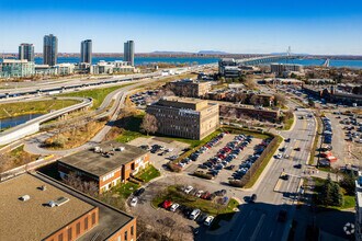 3 Pl du Commerce, Montréal, QC - AERIAL  map view