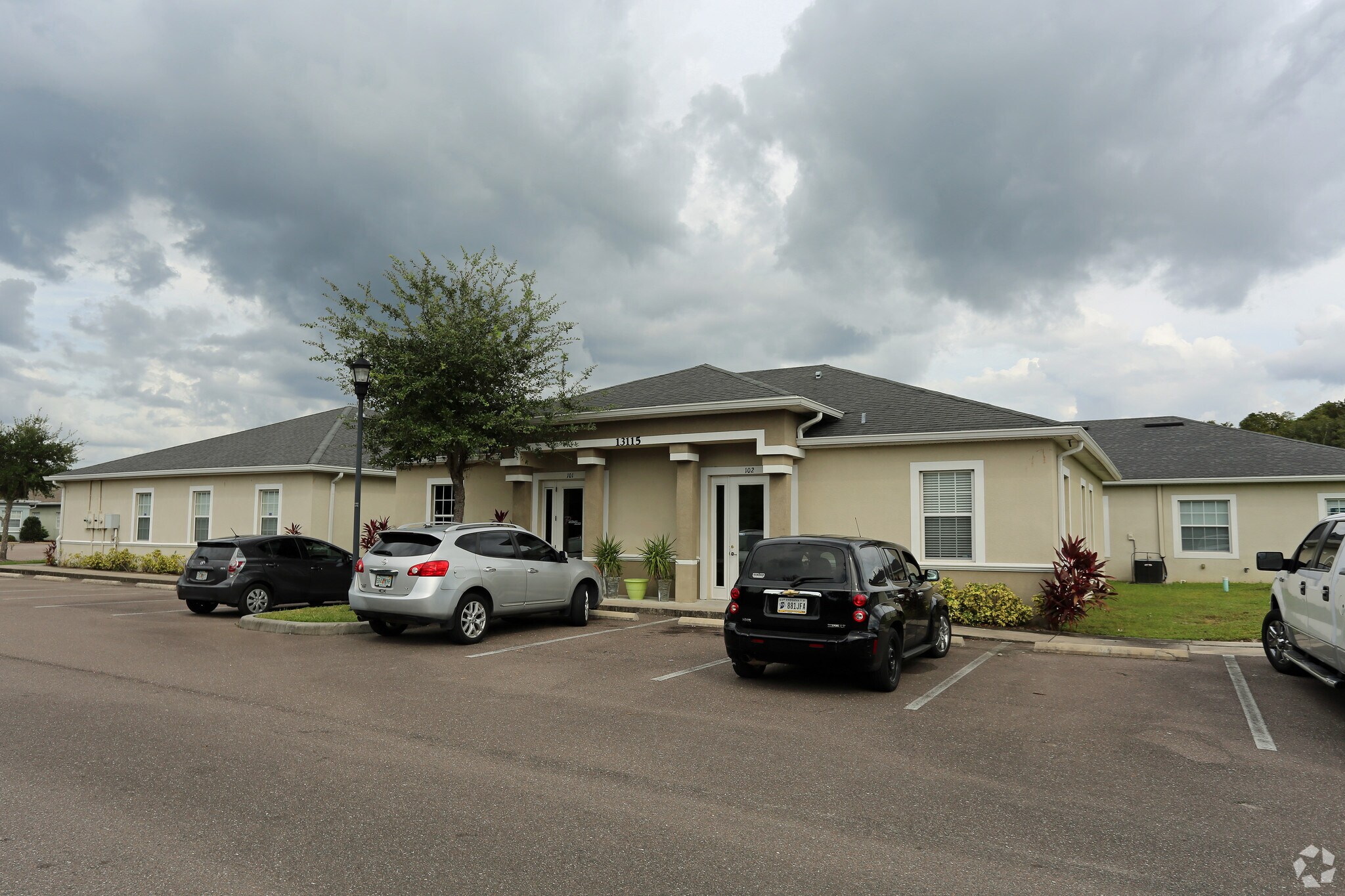 13115 Linebaugh Ave, Tampa, FL for sale Primary Photo- Image 1 of 1